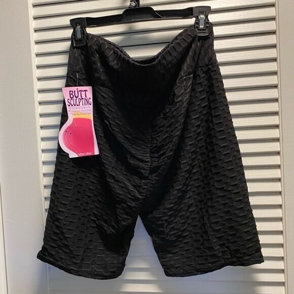 Eye Candy Sleeveless High Collar Tank Top PREOWNED Tee Tank Top - Picture 11 of 11